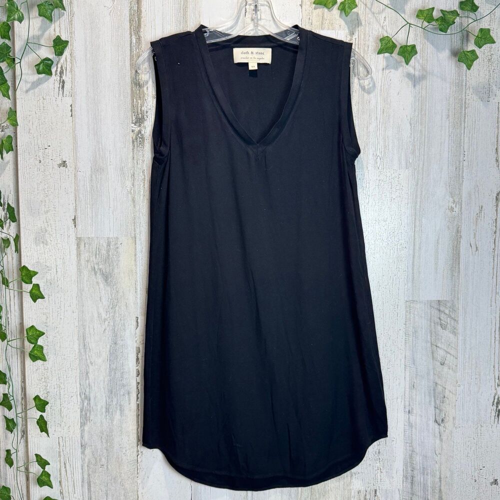 Cloth & Stone V-neck Sleeveless Hi Low Hem Black Shift Dress Size XS